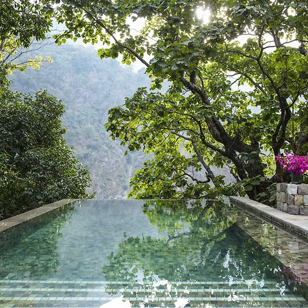 Taj Rishikesh Resort And Spa Dehradun Eksteriør billede