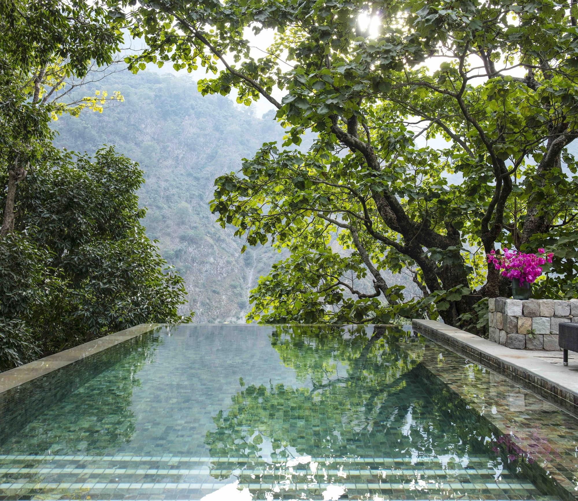 Taj Rishikesh Resort And Spa Dehradun Eksteriør billede