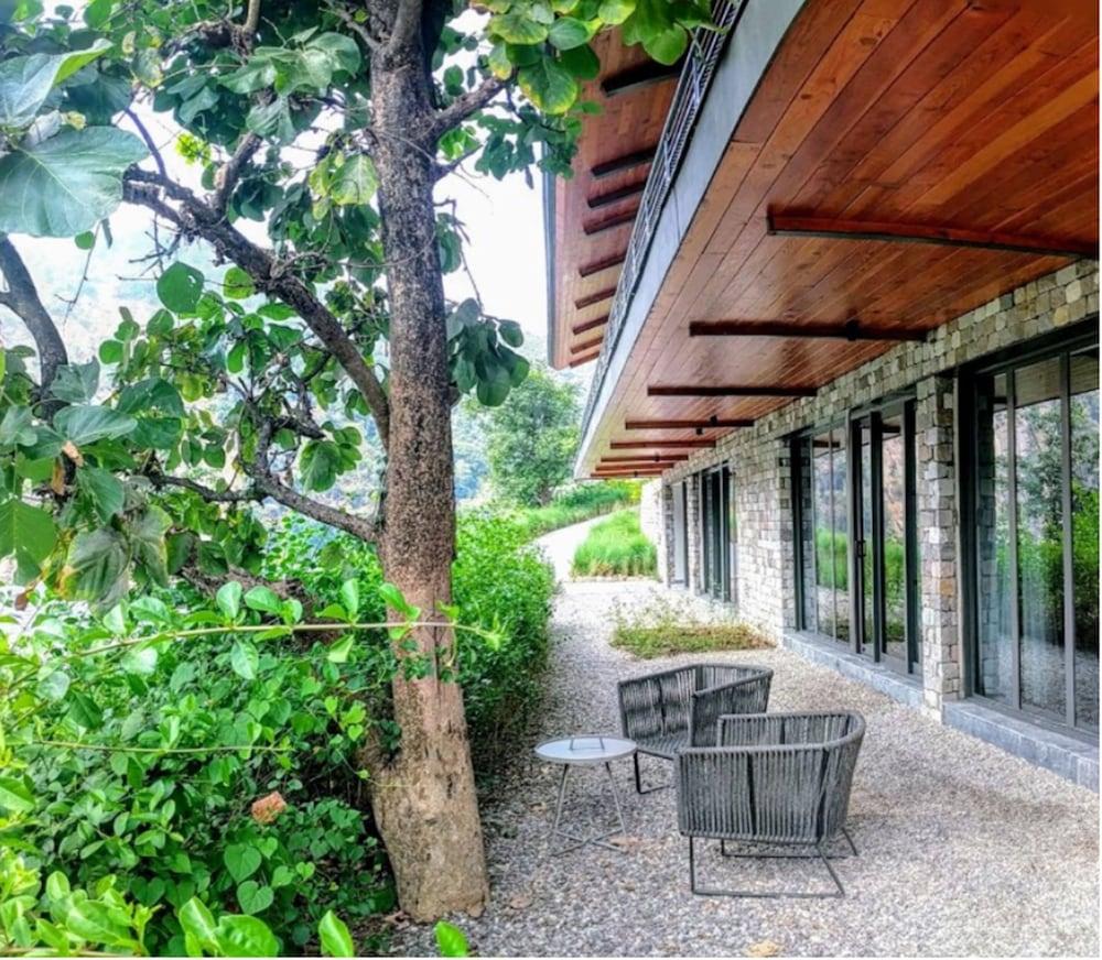 Taj Rishikesh Resort And Spa Dehradun Eksteriør billede